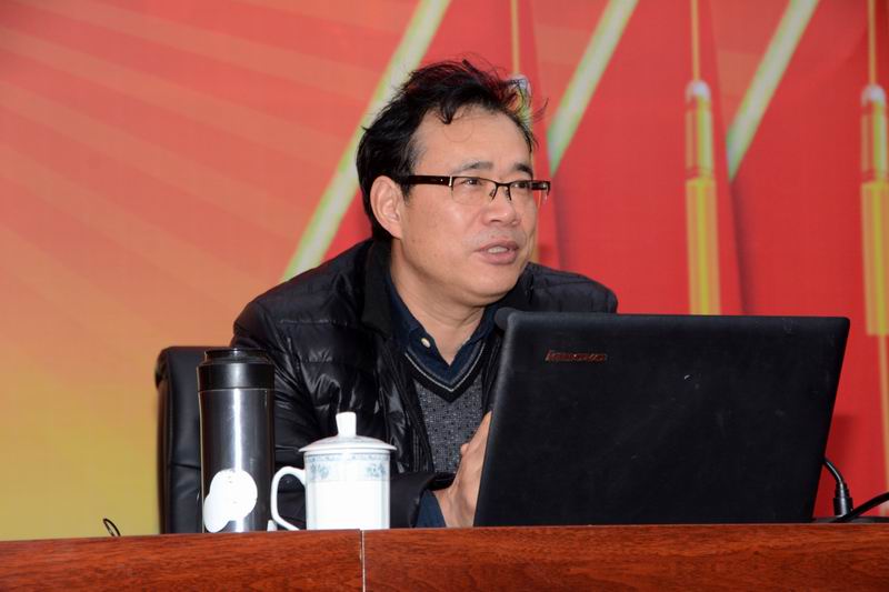 《江苏教育》杂志主编张俊平应邀来校作讲座